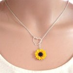 Sunflower & Heart Pendant Necklace Boho Elegant Style - Alloy Charm Ideal For Gift-giving Parties And Valentine's Day - Versatil