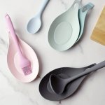 1PC Silicone Spoon Rest Insulated Kitchenware Holder Spoon Shaped Kitchen Utensil Holder Kitchen Gadgets Kitchen Supplies Kitche