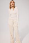 Crease-front Sweatpants - Cream