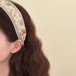 Elegant Vintage-inspired Embroidered Floral Headband - Premium Fabric Hair Accessory For Women