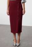 High Waist Midi Knit Skirt - Burgundy