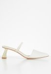 Cartier Heel - Beige