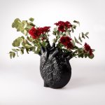 Pumping Love Heart Vase - Large - Matt Black