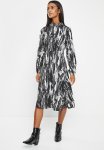 Printed Fit And Flare Dress - Black & White