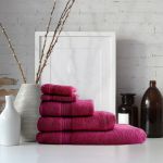 Libri Imperial Bath Towel 70X130CM Scarlet