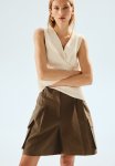 Bermuda Shorts - Green