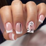 Y2K French Tip Press On Nails Short Square Fake Nails Nude False Nails With Flower Design Glossy Stick On Nails For Women