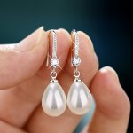Droplet Faux Pearl Decor Dangle Earrings Elegant Luxury Style Alloy Jewelry Banquet Earrings
