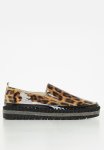 Footwork Flora Diamante Slip-on - Leopard