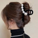 Jumwrit Large Pearl Hair Claw Clip Strong Hold Hair Jaw Clip Soft Black Velvet Hair Clamp Barrette Fashion Hair Styling Accessor