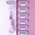 Women's Bikini Manual Hair Removal Tool 3-LAYER Stainless Steel Shaving Blades Replaceable Safety Razor Blades