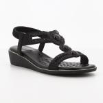 Nakia Wedge Sandal - Black - 8