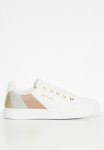 Pierre Cardin Retro 7 Sneaker - White