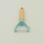 Hz Wood Handle Peeler