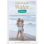 DIE Loop Uit Op Water