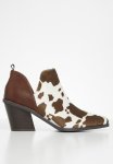 Madison Lee Ankle Boot - Brown & White