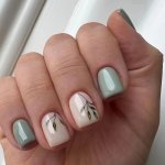 Elegant 24PCS Short Square Press-on Nails Set - Pink & Green With Botanical Design Glossy Finish Perfect For Hands & Feet Care