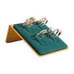 Gemeshou Green Small Felt Ring Holder Display Gold Ring Jewelry Stand Ring Storage Organizervelvet Ring Holder-green