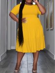 Plus Size Solid Tiered Swing Dress Elegant Short Sleeve Crew Neck Dress For Spring & Summer Women's Plus Size Clothing
