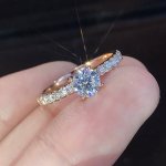 1PC Fashion Simple Alloy Ring Inlaid Cubic Zirconia Decorative Ring Suitable For Men Daily Wear