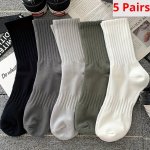 5 Pairs Of Men's Trendy Solid Crew Socks Breathable Comfy Casual Unisex Socks For Men's Outdoor Wearing All Seasons Wearing