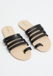 Edit Viola Toe Ring Strappy Slides - Black