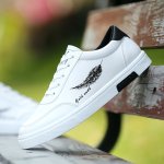 Men's Feather Pattern Low Top Lace Up Skate Shoes - Non Slip Casual Shoes For Outdoor Walking Traveling