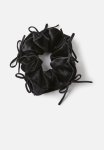 STELLAR Stella Scrunchie- Black Velvet Bows