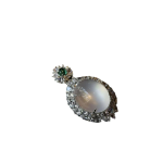 Elegant Women's Oval Pendant Inlaid With Natural Water Foam