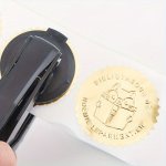 250 Stickers roll Embossed Adhesive Blank Metal Golden Certificate Seal Embossed Aluminum Foil Adhesive Scallop Edge Adhesive St