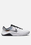 Nike Legend Essential 3 Premium