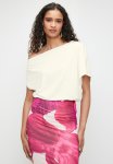 Asym Top - Ivory