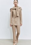 Boat-neck Jumper - Beige