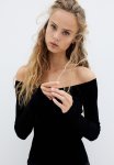Off-the-shoulder Top - Black