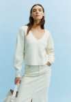 V-neck Jumper - Cream