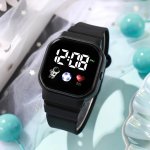 1PC Square Student Multi-functional Sports Electronic Watch Suitable For Daily Decoration