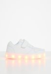 PoP Candy Kids Light Up Sneaker - White
