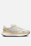 Nike Phoenix Waffle Leather
