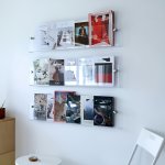 1PC Acrylic Wall-mounted Bookshelf Creative Wall-mounted Shelf Book Magazine Storage Rack Simple Hanging Wall Decoration Transpa