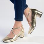 Madison Luzz Low Block Heel - Champagne Gold - 8