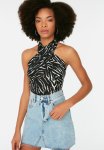 Printed Halter Neck Fitted Crop Stretchy Knitted Blouse - Black