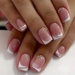 24PCS Glossy Short Square Fake Nails Pinkish Press On Nails With Rhinestone Minimalist Style White French Tip False Nails For Wo