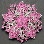 Delicate Flower Brooch Bling Bling Elegant Style Inlaid Colorful Rhinestones Floral Pin Wedding Clothing Accessories