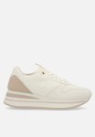 Polo Tonal Runner Sneaker - Neutral