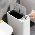 Covered Trash Can - Keep Waste Contained & Odor-free