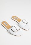 Madison Caylee Big Buckle Slide - White