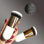 Foundation Makeup Brush For Normal Skin Unscented Polyester Bristle With Abs Plastic Handle Multiuse Face Palm Brush For Blush &