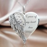 1PC Angel Wing Heart Pendant Necklace "a Piece Of My Heart Has Wings" Engraved Elegant & Minimalist Style Romantic Jewelry For D