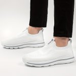 Men's Slip-on Sneakers - Athletic Shoes - Lightweight And Breathable Walking Shoes