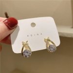 Creative Sparkling Cubic Zirconia Decor Cross Earrings Daily Accessories Girl's Holiday Birthday Party Jewelry